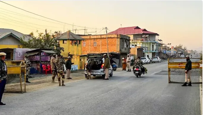 Kukis agree to reopen National Highway 2